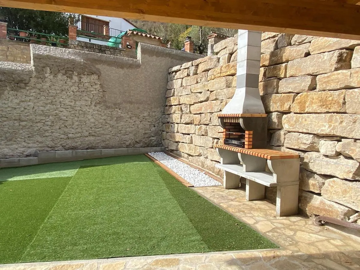 Cal Cap Xic Villa Castellfullit de Riubregos 0*,